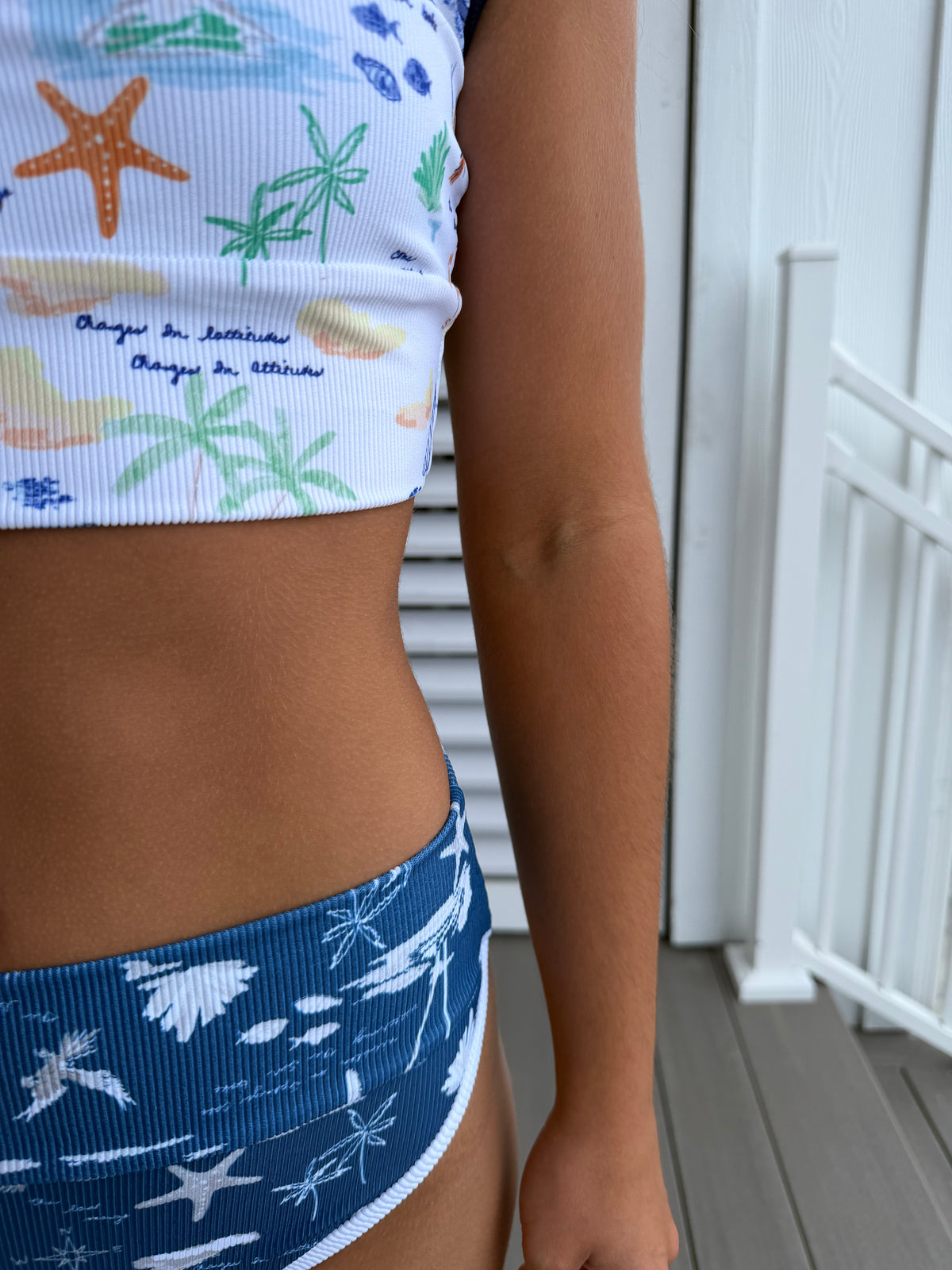 Lainsnow X Last Mango: Kiawah Bottom - Navy Lyrics