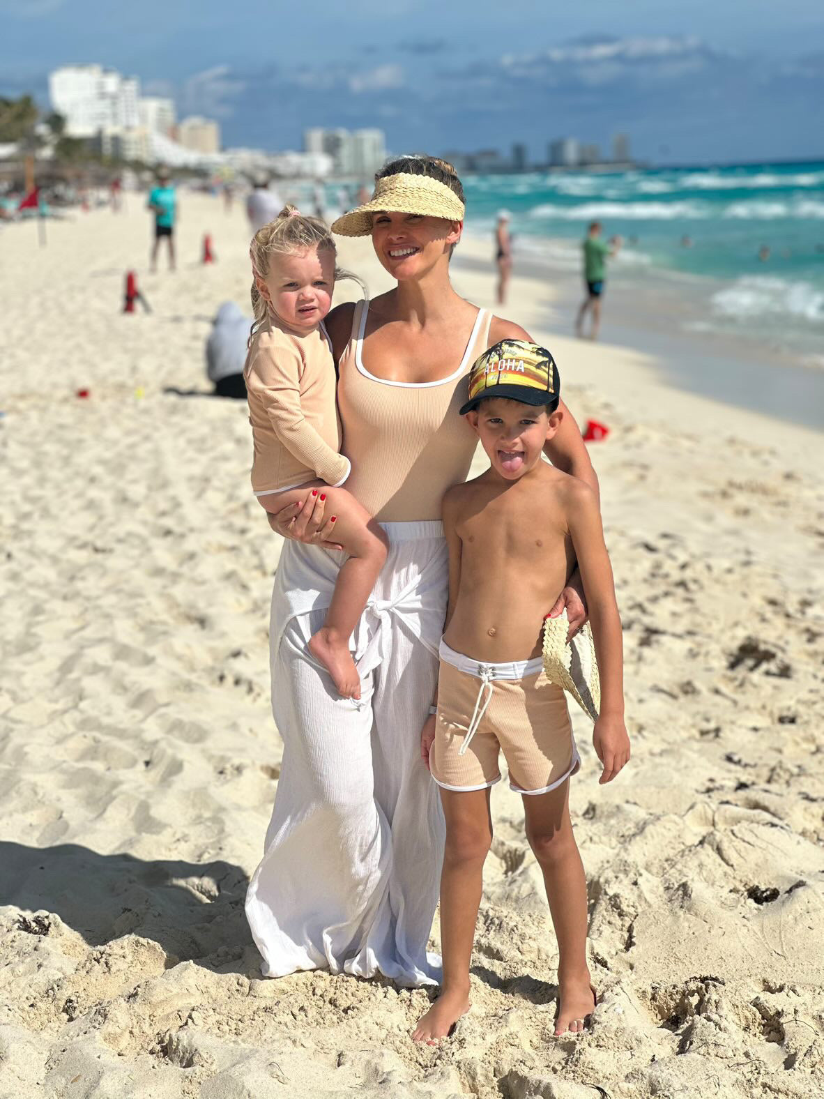 Mini Ro Trunks- Champagne