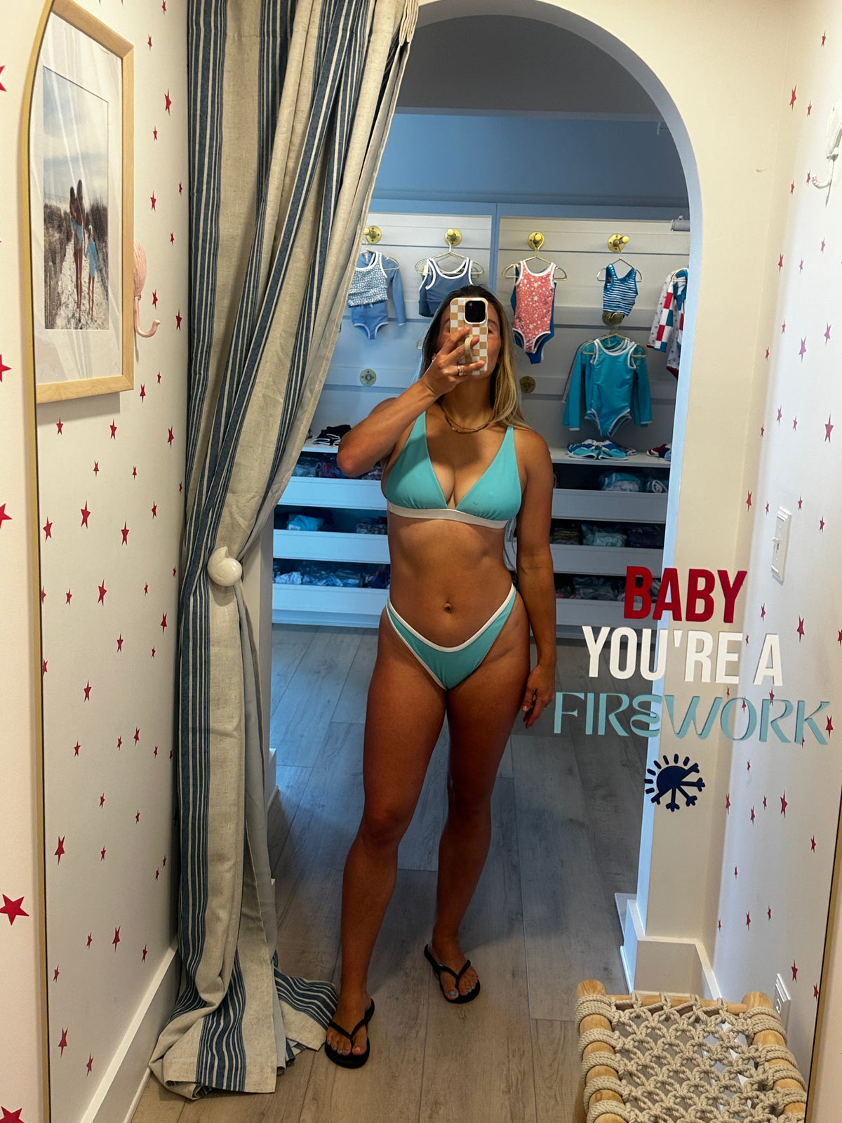 Bermuda Triangle Top- Sea