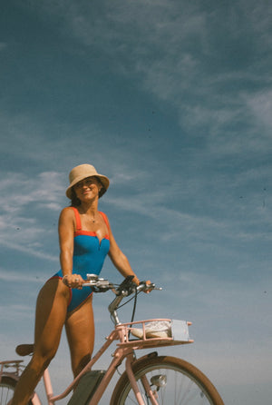 Baywatch V-CUT One Piece - American Summer