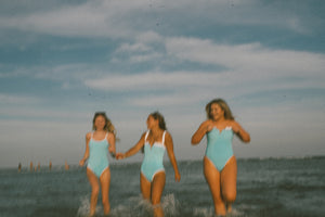 Baywatch V-CUT One Piece - Sea