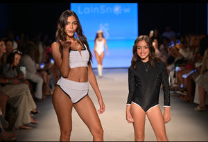 Kiawah Top V Cut- White/Black Trim