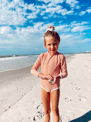 Lain Mini Rashguard - Blush (6278178603191)