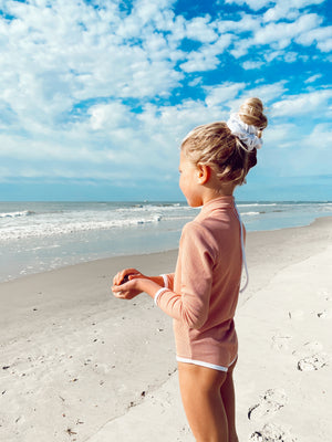 Lain Mini Rashguard - Blush (6278178603191)