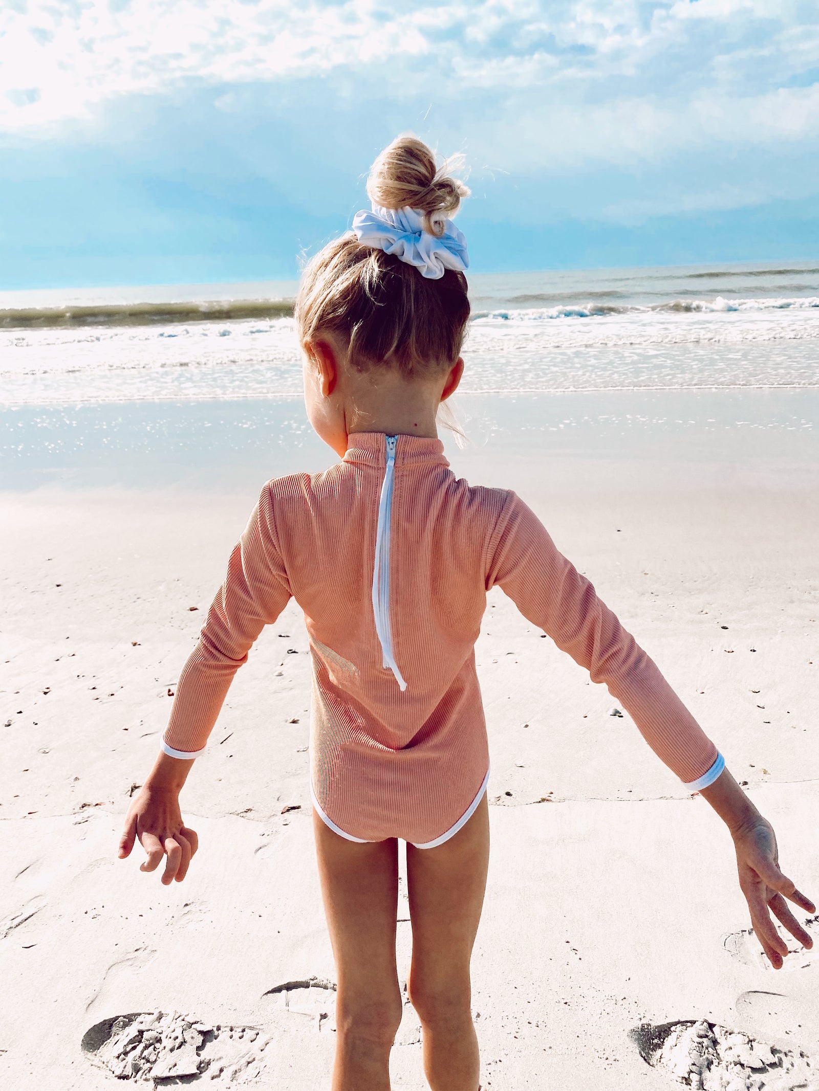 Lain Mini Rashguard - Blush (6278178603191)