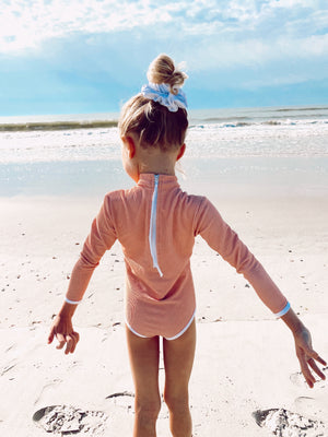 Lain Mini Rashguard - Blush (6278178603191)