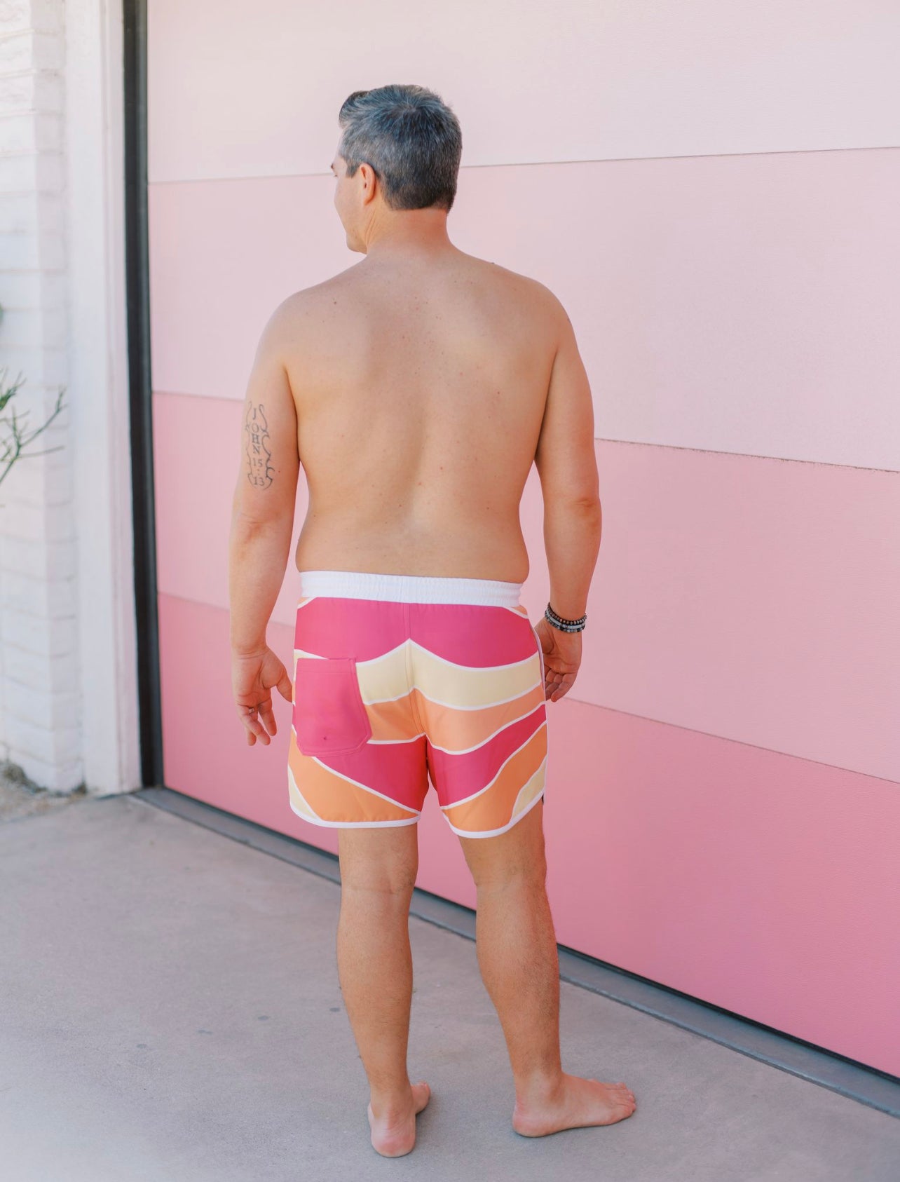 Mens Sunset Beach Boardshorts- Wave short version